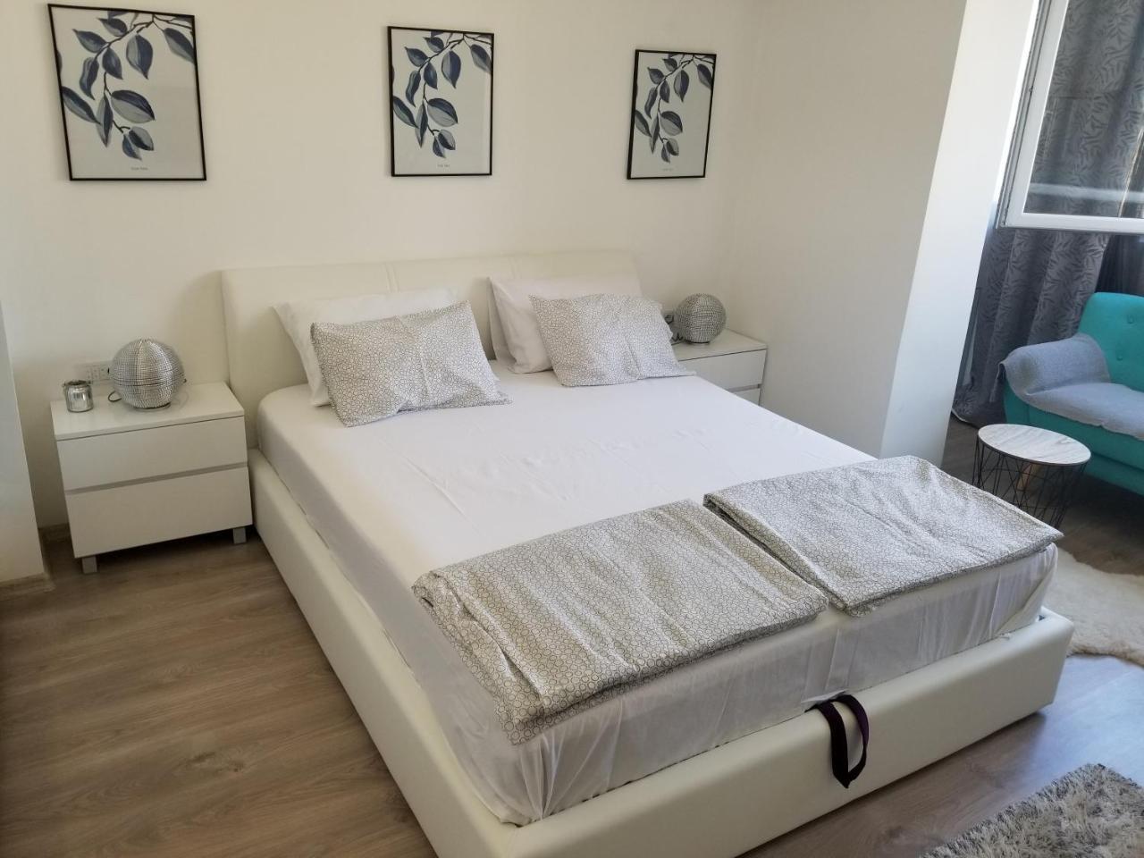 Studio Angel Stan Na Dan Novi Sad Exterior foto