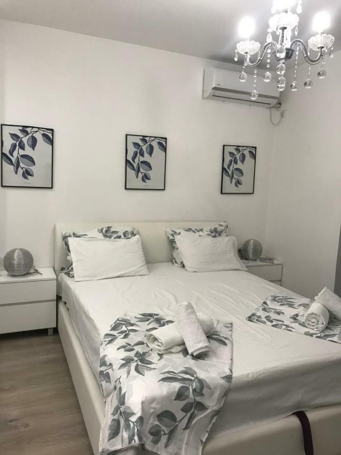 Studio Angel Stan Na Dan Novi Sad Exterior foto